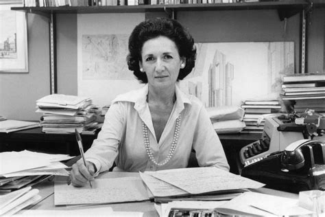 Ada Louise Huxtable Appraisal Of An Architecture Critic The New York