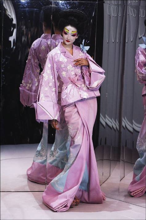 Du Japon à Madonna Le Vanda Revient Sur Lhistoire Du Kimono