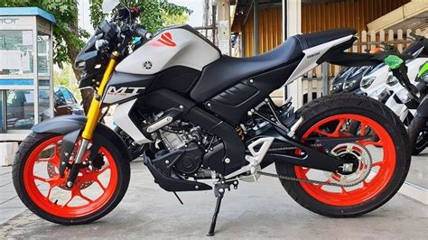 Yamaha mt 15 is a commuter bike available at a price range of rs. New Yamaha MT-15 Bs6 -Special Colour - YouTube