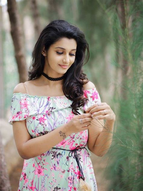 Pin By Hweta Joshi On Beauty Beautiful Girl Indian Actress Priya