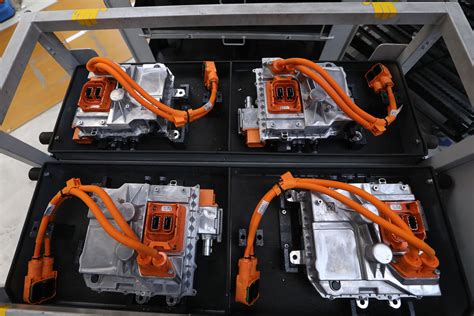 Can You Replace A Hybrid Car Battery In Less Than 15 Minutes