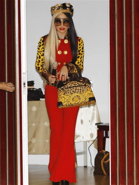 Cruella Deville Hair And Leopard Accessories Looks Like Gagas A