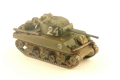 172 M4 Sherman In Russian Service Tank Military Scale Model Stowage K