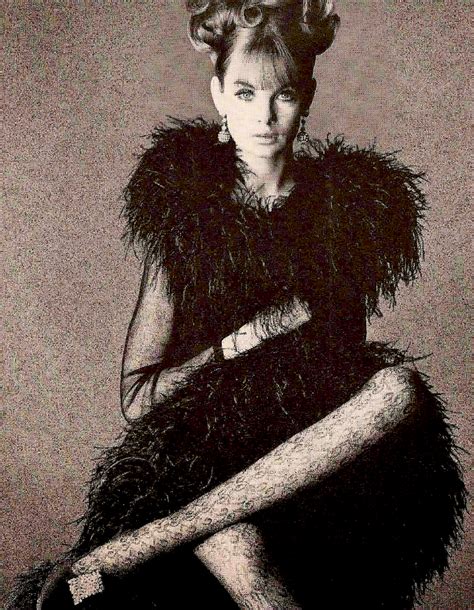 Iconic Fashion Moment Jean Shrimpton By David Bailey