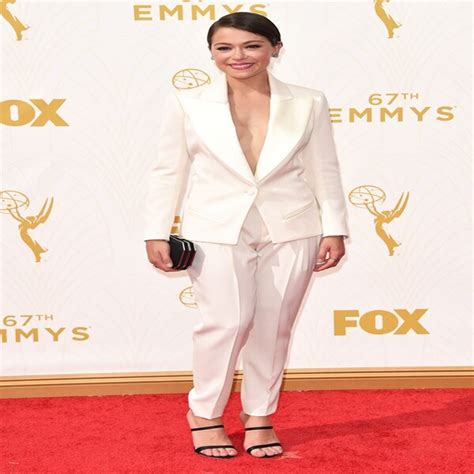 Tatiana Maslany From 2015 Emmys Red Carpet Arrivals E News Uk