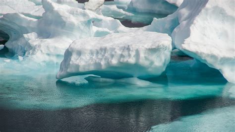 Download 3840x2400 Wallpaper Snow Melting Glacier Iceberg Nature 5k