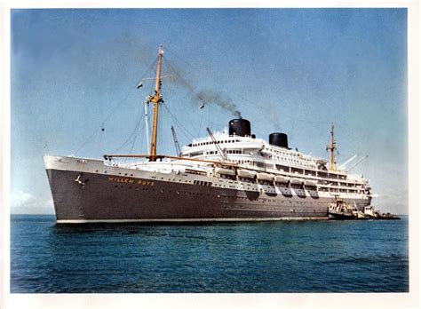 Chi sa fare fa, chi non sa fare insegna, chi non sa insegnare insegna agli insegnati, e chi non sa insegnare agli insegnati fa politica. Royal Rotterdam Lloyd MS Willem Ruys - Brochures