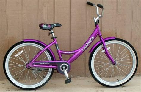 24 La Jolla Smaller Ladies Light Weight Aluminum Street Cruiser Bike