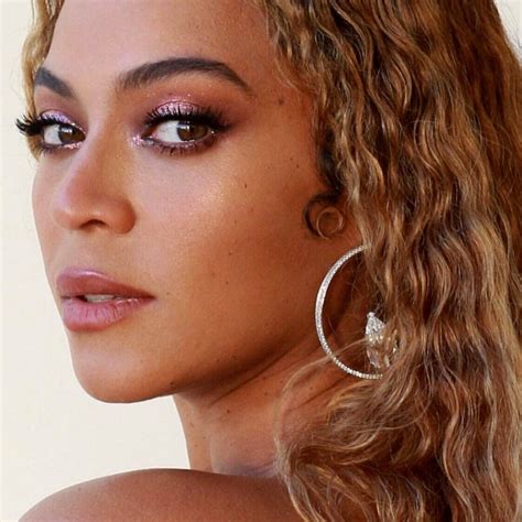 Toraaaaye 💎 On Twitter Beyonce Makeup Celebrity Makeup Artist Beyonce