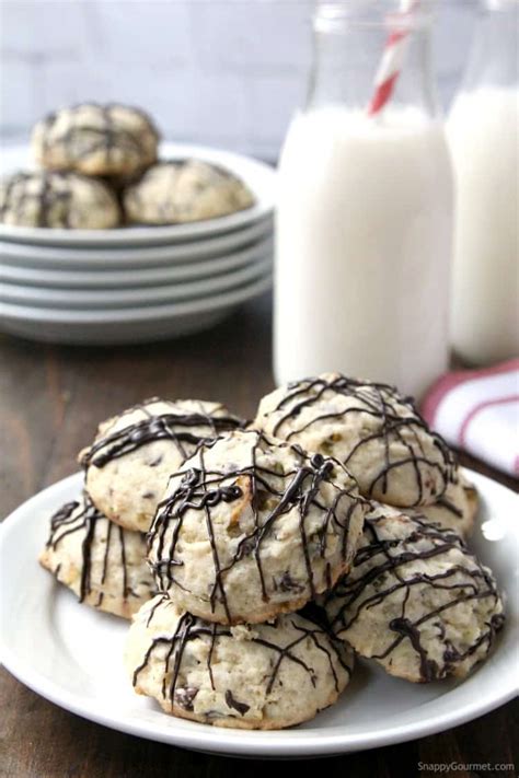 You simply ask at the bakery counter and they will give you a case with oh, and you can order the cookies right on the costco website. Holy Cannoli Cookies Recipe (Italian Christmas Cookies ...