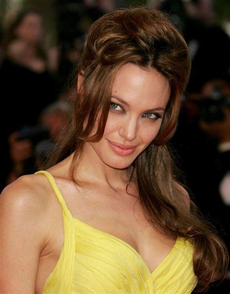 Angelina Jolie Hairstyles Long Hair Styles Celebrity Hairstyles Hairdo