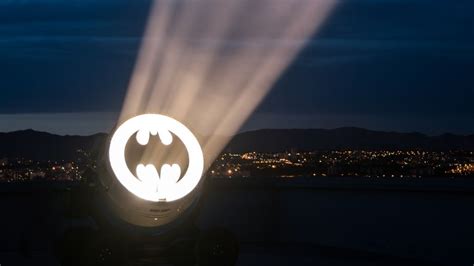For Batman Day Over 15 Cities Fire Up The Bat Signal Lens