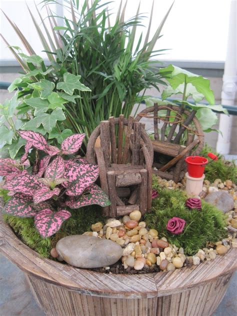 Plants Flowers And Such Fairy Gardening Miniature Fairy Gardens