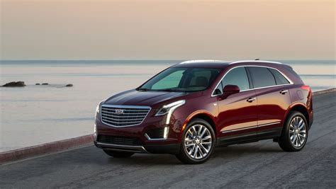 Review 2017 Cadillac Xt5 Challenges Best Luxury Suvs