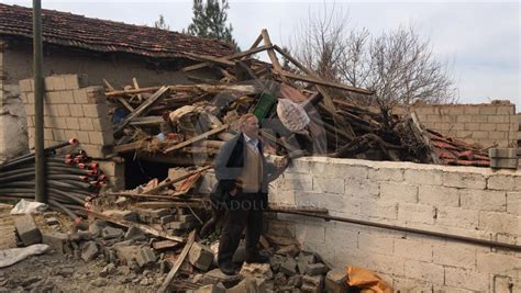 Önce denizli'nin çardak ilçesinde richter ölçeğine göre 4.2 büyüklüğünde ardından da bozkurt ilçesinde, 6.0 büyüklüğünde deprem meydana. Denizli Acıpayam'da deprem