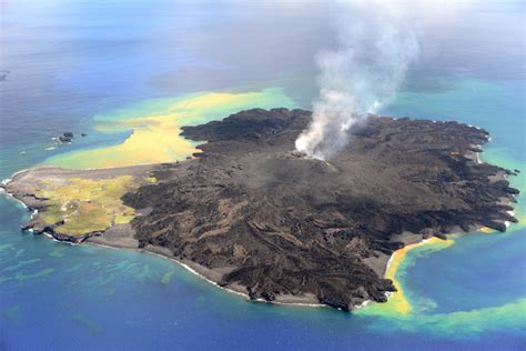 New Japanese Volcanic Island Nishinoshima Is Now 12 Times Bigger