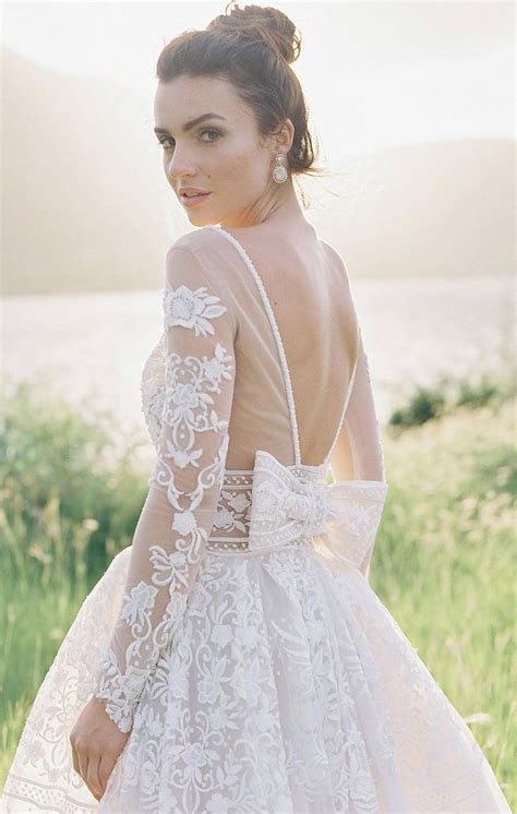 Wedding Dress With Gorgeous Details That Absolutely Breathtaking