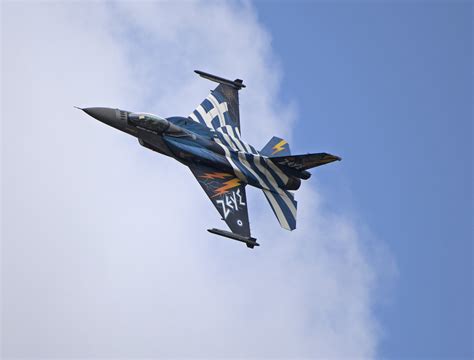 Hellenic Air Force F 16 Demo Team Zeus Royal Internation Flickr