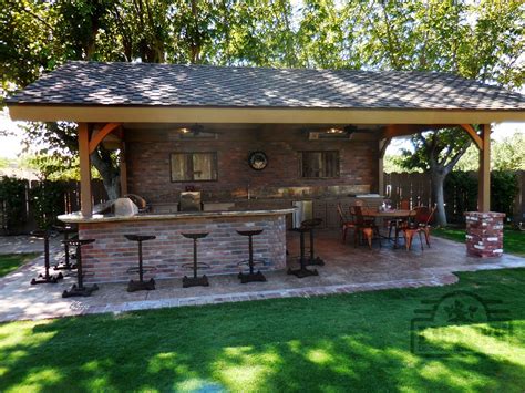 Outdoor Kitchen Installation in Fresno, CA | Lidyoff