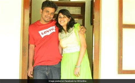 Indian Techie Minaxi Moorthy Seen In Couples Selfie Minutes Before She