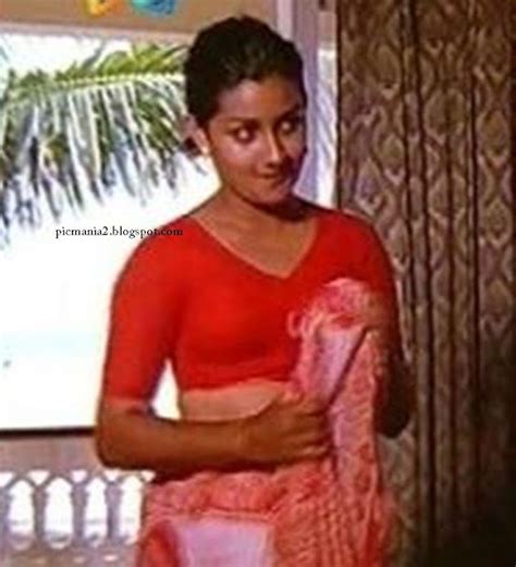 Mallu Actress Menaka To Return To Malayalam Films Picmania2 Actress