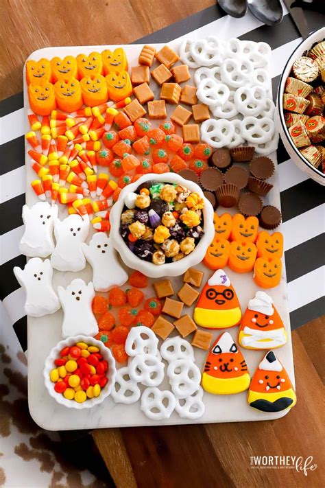 Halloween Charcuterie Candy Board In 2020 Halloween Party Candy