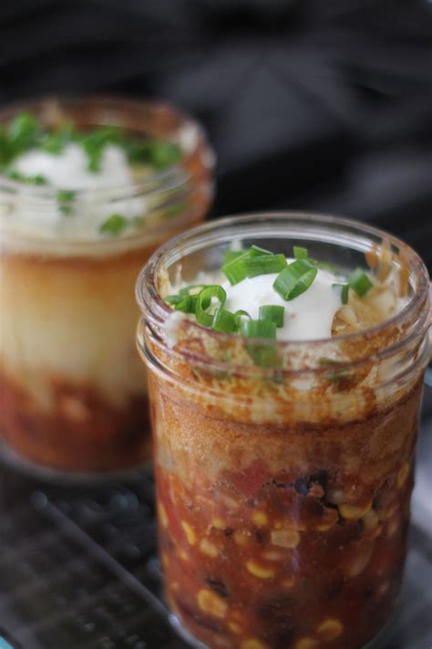 One of five bugs in a jar. 10 Best Mouth-Watering Mason Jar Meals To Eat On The Go ...