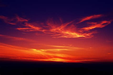 พระอาทิตย์ตกวอลล์เปเปอร์ มืด สนธยา ท้องฟ้า เมฆ Hd จอกว้าง ความ