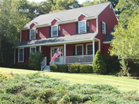 Colonial with farmers porch and walkout basement. Deer Hill Architects | FAQ
