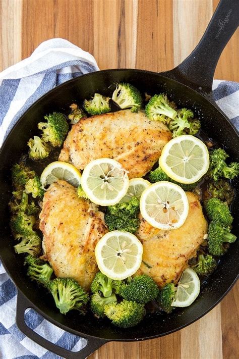 Lemon Chicken And Broccoli Skillet