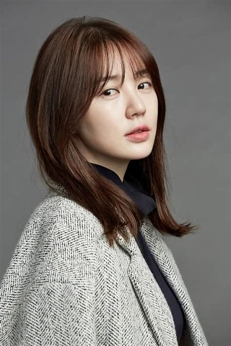 Pada tahun 2006 yoon eun hye berpindah haluan debut menjadi seorang artis dan bermain dalam drama yang membuat namanya semakin naik daun. Yoon Eun-hye (윤은혜) - Picture Gallery @ HanCinema :: The ...