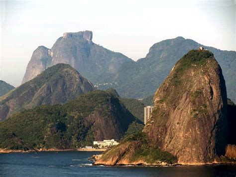 Composed of granite and gneiss, its elevation is 844 metres, making it one of the high. Morro da Urca, pedra da Gávea.. | Natural landmarks ...