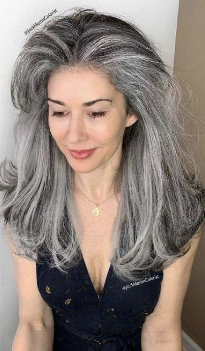 Pin By Eszter Zsófia Barnóczki On Gray Hair Long Gray Hair Natural Gray Hair Grey Hair