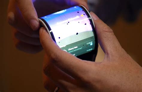 Flexible Screen Of The New Smartphone Motorola