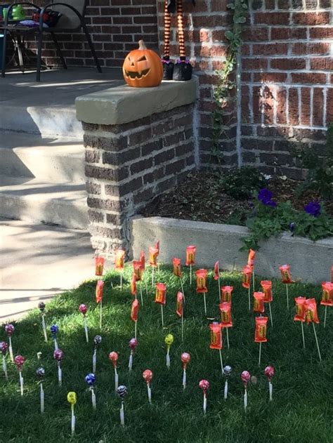 Mum Creates Candy Garden So Kids Can Safely Trick Or Treat Metro News