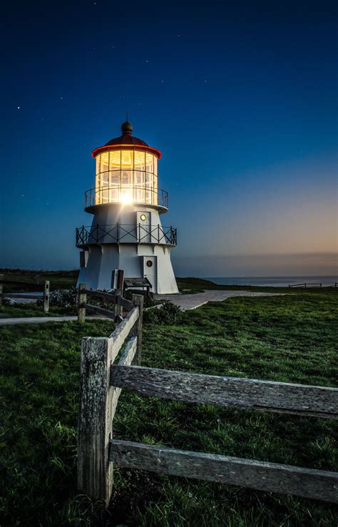 Starry Night Light Lighthouse Pictures Beautiful Lighthouse