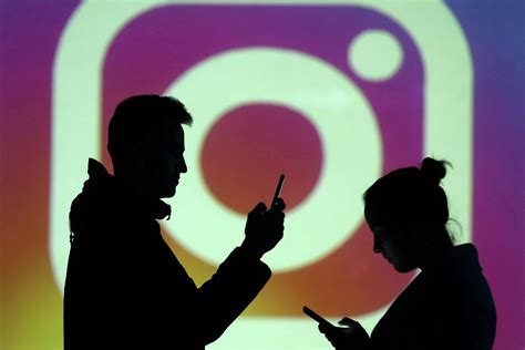 Soon, complaints expanded — ranging the number of likes not. Instagram down: Social media app crashes with huge outage ...