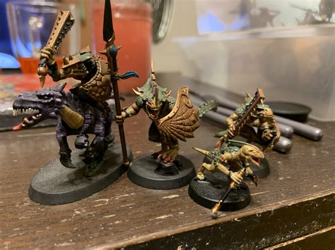 Still a WIP and making my mind up on this Seraphon color scheme