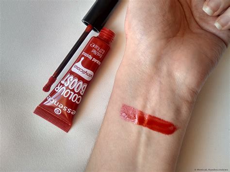 Essence Colour Boost Liquid Lipstick Vinylicious Lippenstift Saftig Bite Me If You Can
