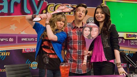 Icarly Which Stars Are And Aren T Back For The Revival Hot Sex Picture