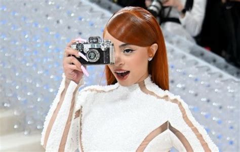Ice Spice Brings Back Antique Cameras At The Met Gala Flipboard