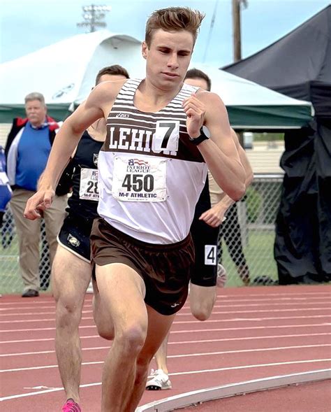 Openly Gay Runner Matt Kravitz Breaks Lehighs Mile Record Outsports