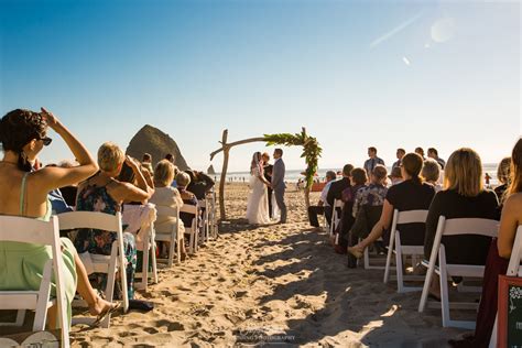 Oregon Coast Wedding Venues • Oregon Wedding Photographers