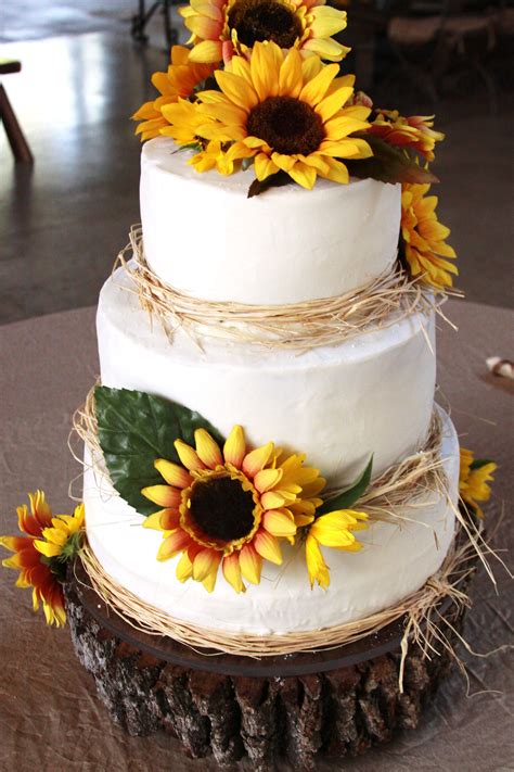 Pin By Bridgette Johnson On Wedding Dreams Sunflower Themed Wedding Sunflower Wedding Cake