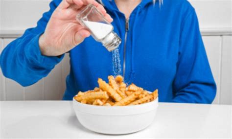 Why Salty Food Doesnt Make You Thirsty Daily Mail Online