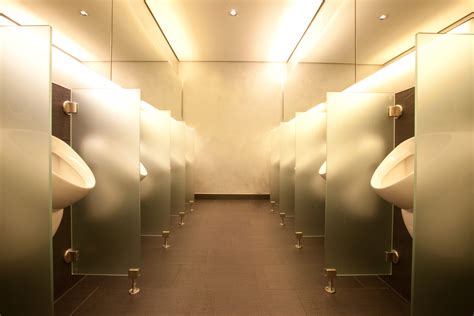 How To Choose The Best Urinal Dividers For Your Commercial Restroom