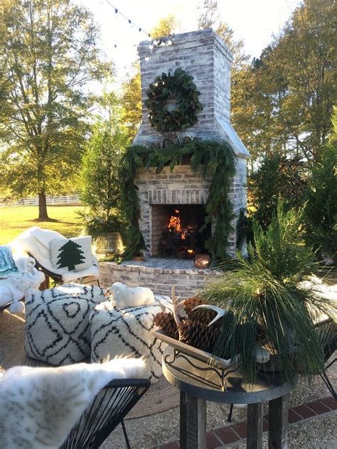 100 Best Christmas Decorating Ideas - Modern Design 1 | Backyard