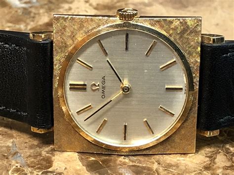 Omega Gold Dress Watch 14k Solid Gold Square Vintage D6625