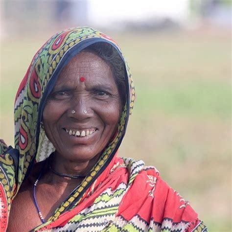Indian Village Woman People Lady Smiling Indien Packen Packliste