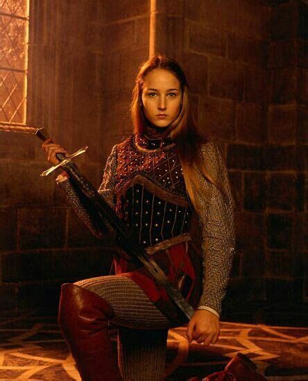 Becoming a saint of the catholic church and a legend for all time. Jeanne d'Arc (Leelee Sobieski) Movie: Joan of Arc ...